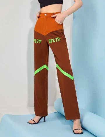 Pantaloni SHEIN, maro, L