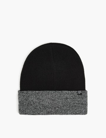 Caciula Reserved, negru