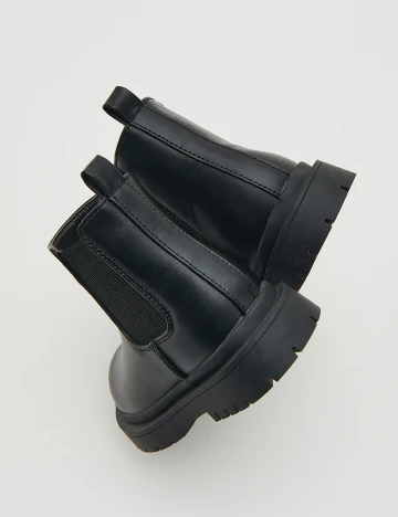 Ghete Reserved, negru, 26