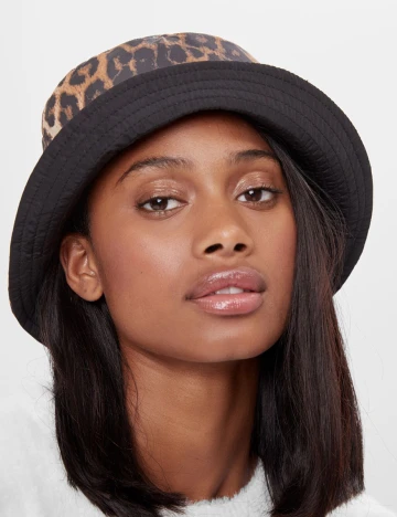 Palarie Bershka, negru, ONE SIZE