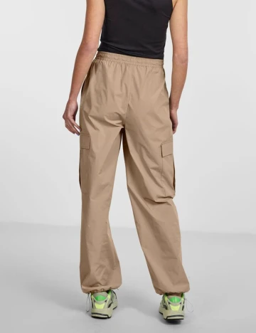 Pantaloni Pieces, maro, M