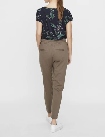 Pantaloni Vero Moda, maro