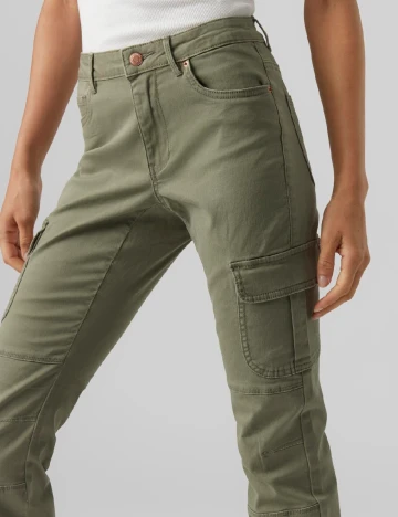 Pantaloni Vero Moda, verde, M