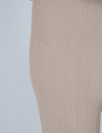 Pantaloni s.Oliver, crem
