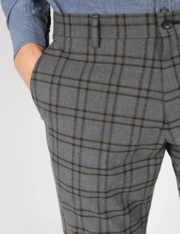 Pantaloni s.Oliver, gri