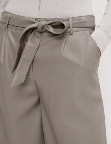 Pantaloni Comma, gri