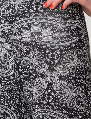 Pantaloni Indiska, alb/negru