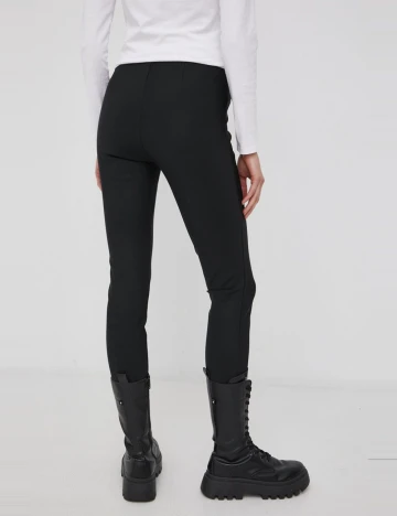 Pantaloni Vila, negru