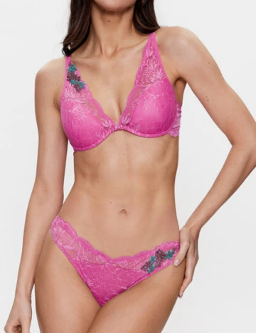 Sutien Triumph, roz