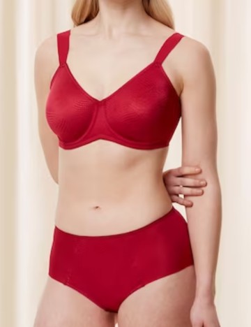 
						Sutien Triumph, rosu