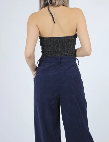 Top Only, negru