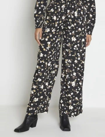 Pantaloni Kaffe, negru