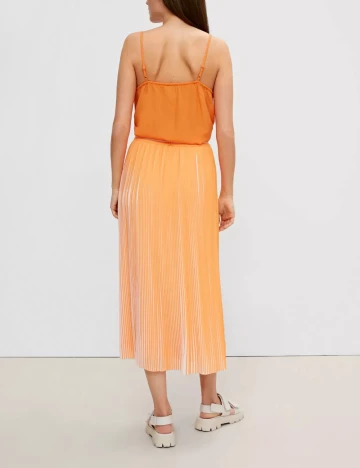 Maiou Comma, portocaliu