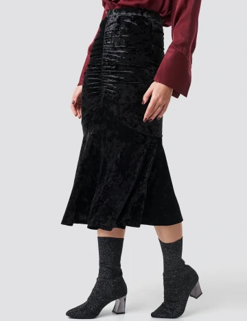 Fusta NA-KD, negru Negru
