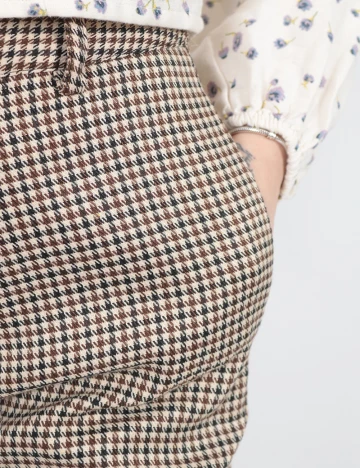 Pantaloni NA-KD, bej
