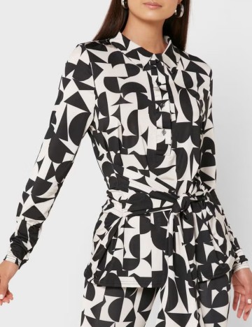 
						Bluza River Island, alb-negru