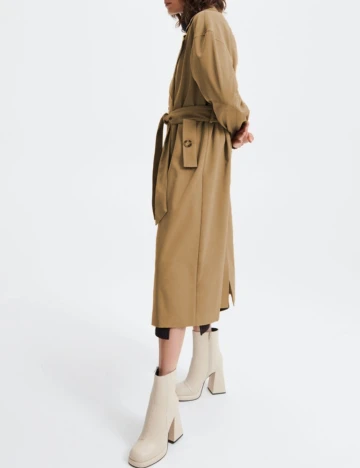 Trench Reserved, maro
