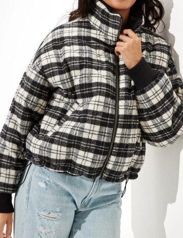 
						Geaca Revesibila American Eagle, negru/crem
