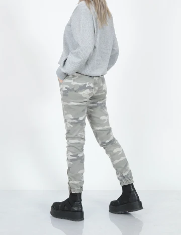 Pantaloni American Eagle, army