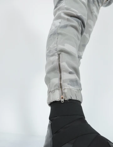 Pantaloni American Eagle, army