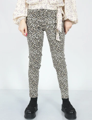 Blugi American Eagle, animal print