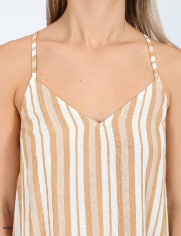 Maiou American Eagle, maro