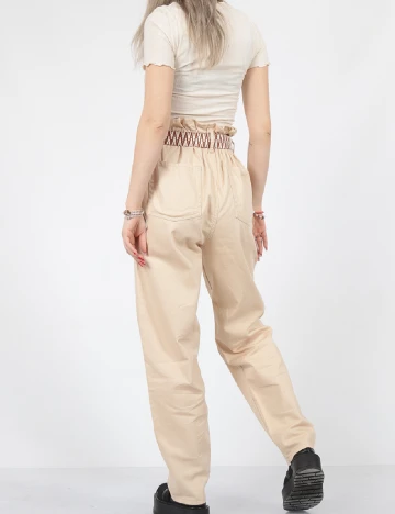 Pantaloni River Island, crem