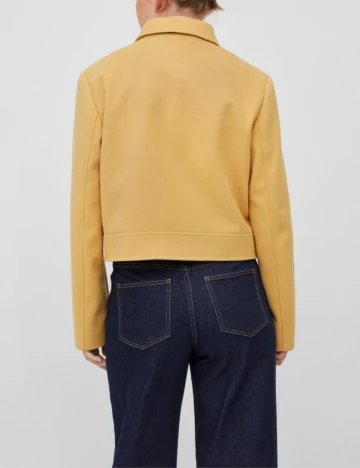 Jacheta Vila, galben