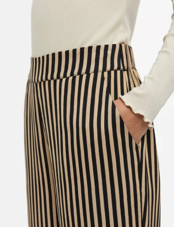 Pantaloni Object, crem