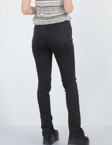 Pantaloni River Island, negru