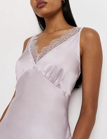 Maiou River Island, mov