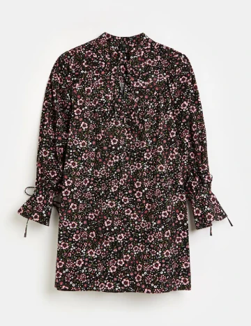 Rochie scurta River Island Plus Size, negru floral