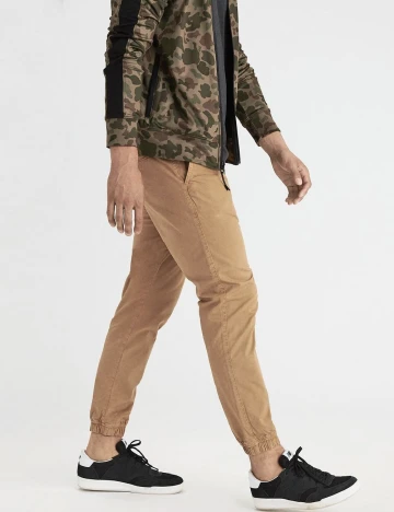 Pantaloni American Eagle, maro