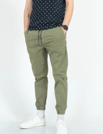 Pantaloni American Eagle, verde Verde