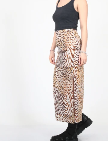 Fusta River Island, mix culori