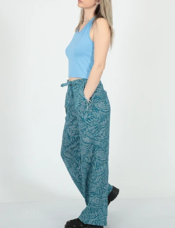 Top Pieces, albastru