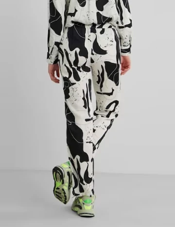 Pantaloni Pieces, alb/negru