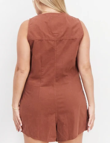 Salopeta River Island, maro