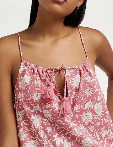 Maiou River Island, roz