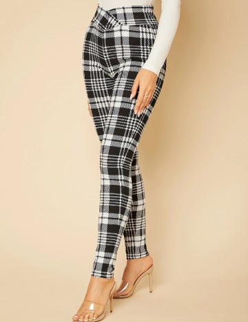 Pantaloni SHEIN, negru