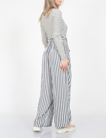 Pantaloni American Eagle, alb/gri