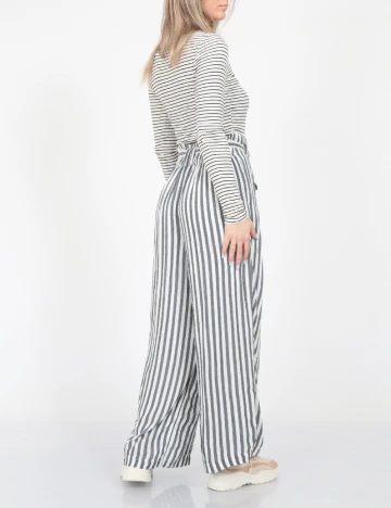 Pantaloni American Eagle, alb/gri