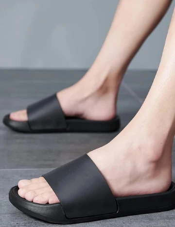 Slapi SHEIN, negru Negru