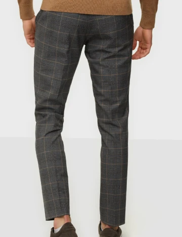Pantaloni Selected, gri
