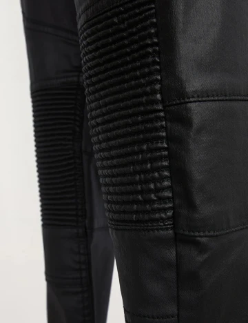 Pantaloni Zra, negru