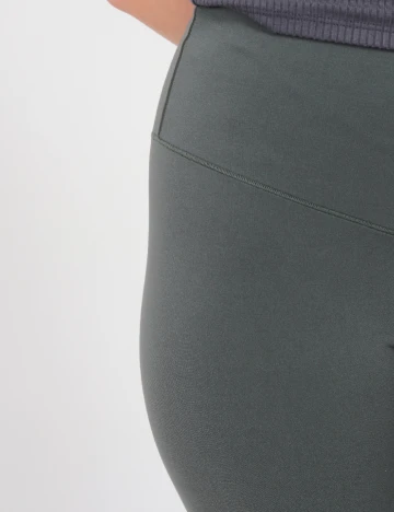 Colanti Aerie, verde inchis