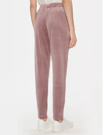 Pantaloni Triumph, roz