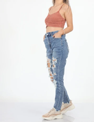 Top Aerie, maro