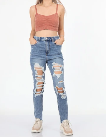 Top Aerie, maro