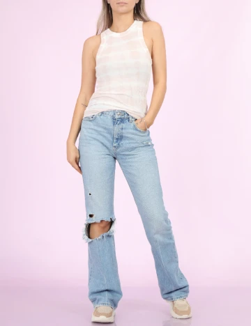 Maiou Aerie, roz Roz